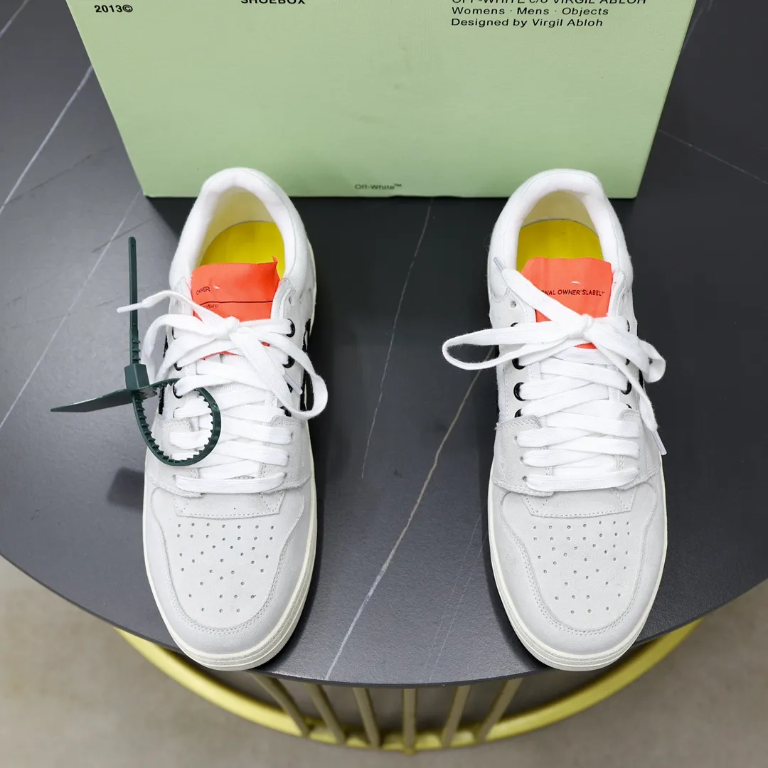 Men's shoes: 462💰💶【off-white】👫 Original one-to-one replica, high-end quality🥳The latest model has not been listed on the official website yet, the top version. Fabric: Imported original leather splicing Lining: Imported breathable mesh Outsole: Original rubber soft, light and wear-resistant Outsole Male 38-44 (customized for 45 and 46)